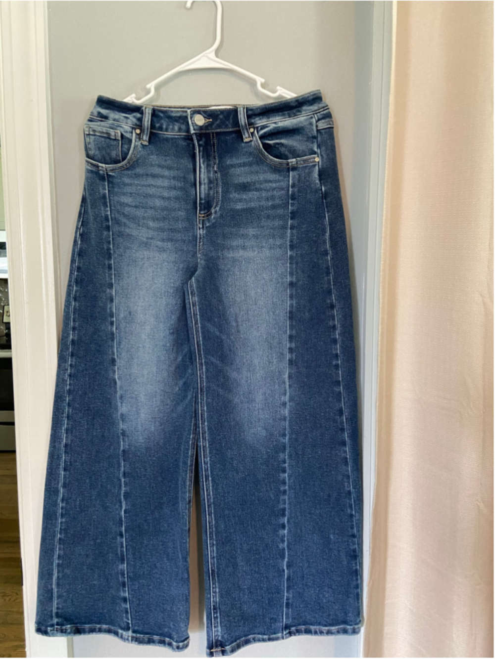Freckled Poppy jeans by Risen, size 7/28 ultra baggy